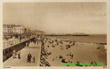 "HASTINGS" - Hastings pier seen from Warrior Square - 1940's ? 