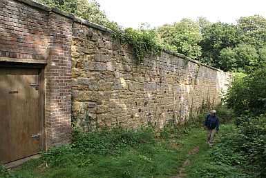 Bohemia walled Garden - Sept 09
